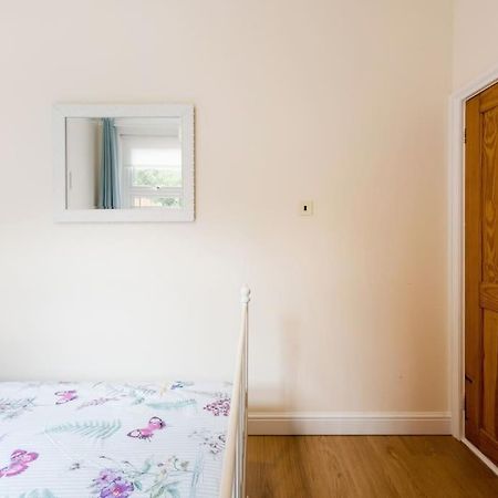 Bikki Apartments - 2 Bedroom londyńska dzielnica londyńska dzielnica Harrow Zewnętrze zdjęcie
